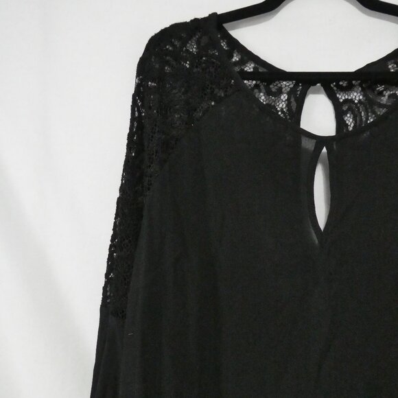 Unbranded | P2P 22 inches measured | Elegant Black Lace Detail Blouse - Picture 10 of 15